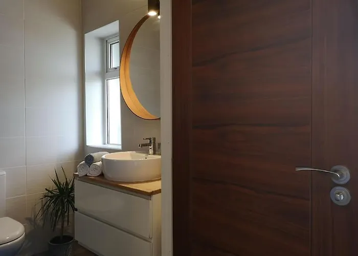 Tranquil Country Escape West Coast Adventure Awaits Villa Galway