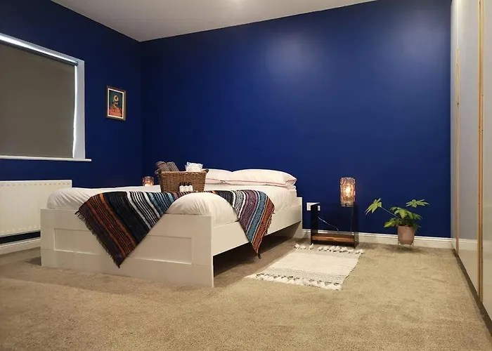 Villa Tranquil Country Escape West Coast Adventure Awaits *